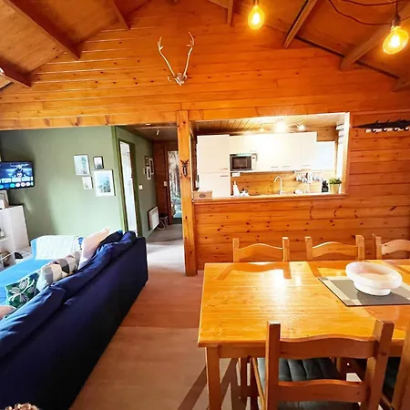 Cozy For 6 People شاليه *