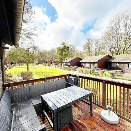 Chalet Cozy For 6 People