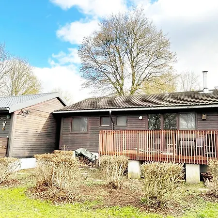 Cozy For 6 People Chalet *